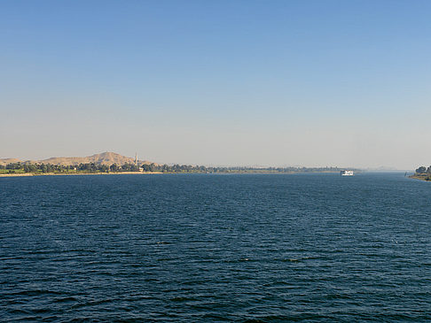 Blick über das Meer - Landesinnere